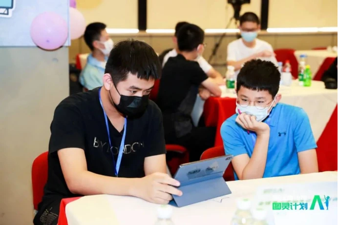 学生篮球队如何有效使用战术板_2